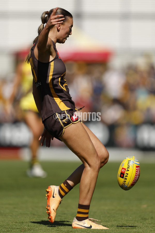 AFLW 2024 Round 10 - Richmond v Hawthorn - A-55585647