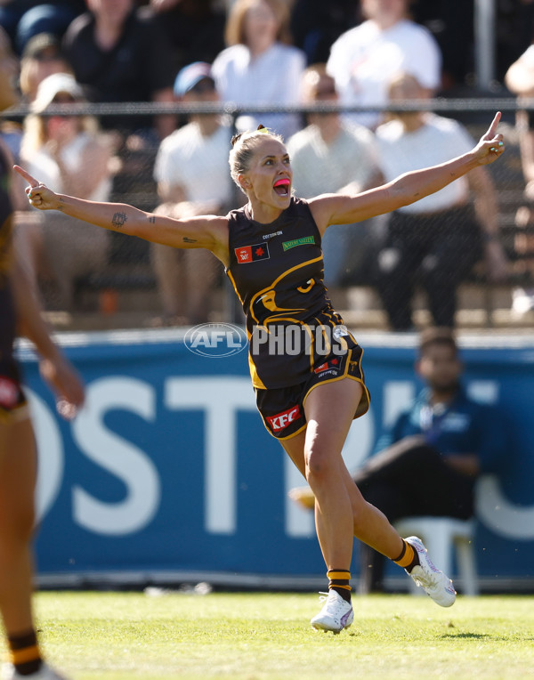 AFLW 2024 Round 10 - Richmond v Hawthorn - A-55588250