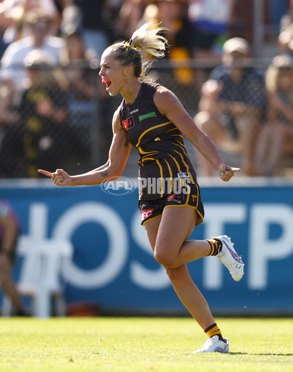 AFLW 2024 Round 10 - Richmond v Hawthorn - A-55588620
