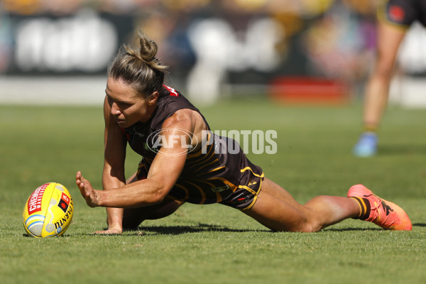 AFLW 2024 Round 10 - Richmond v Hawthorn - A-55588621