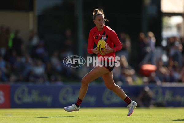 AFLW 2024 First Elimination Final - Fremantle v Essendon - A-55657499