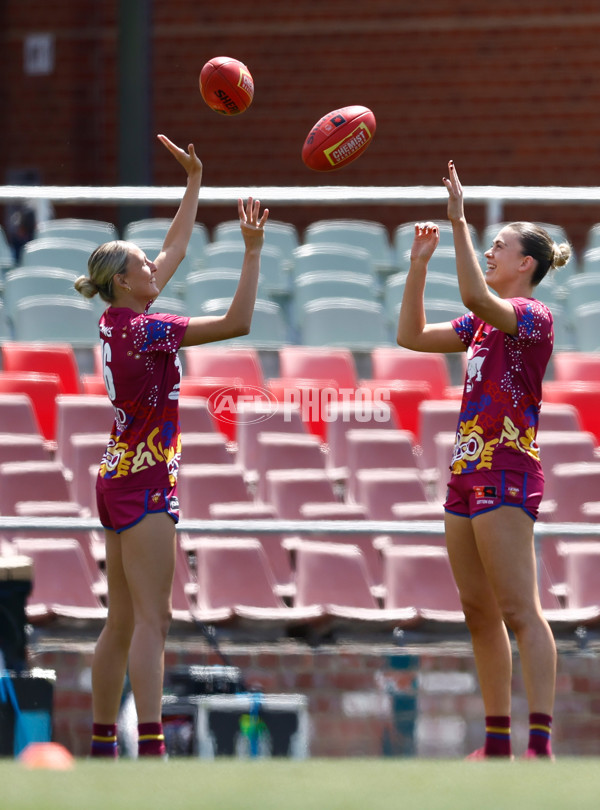 AFLW 2024 Second Qualifying Final - Hawthorn v Brisbane - A-55661263
