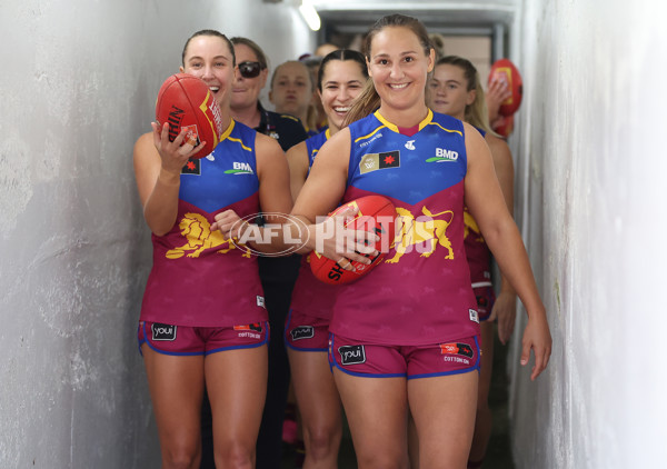 AFLW 2024 Second Qualifying Final - Hawthorn v Brisbane - A-55661298