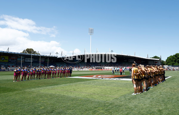 AFLW 2024 Second Qualifying Final - Hawthorn v Brisbane - A-55663785