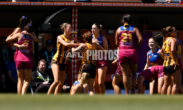 AFLW 2024 Second Qualifying Final - Hawthorn v Brisbane - A-55668606