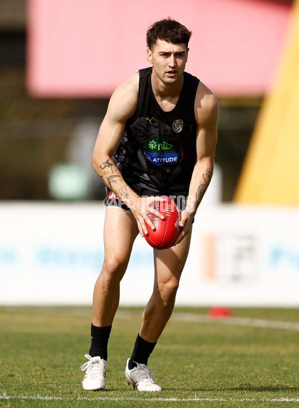 AFL 2024 Training - Richmond 151124 - A-55698821