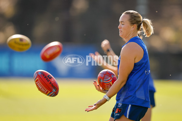 AFLW 2024 Training - North Melbourne 221124 - A-55748769