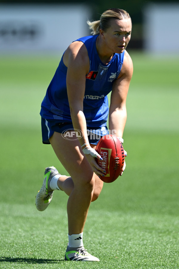 AFLW 2024 Training - North Melbourne 291124 - A-55953894