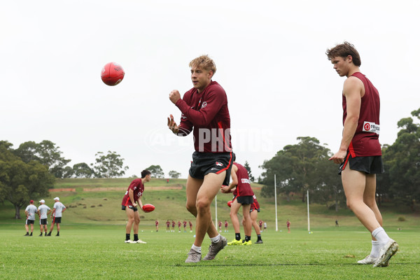 AFL 2024 Training - Sydney 291124 - A-56008393