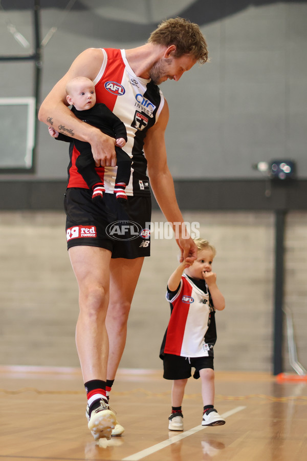 AFL 2025 Media - St Kilda Team Photo Day - A-56599232