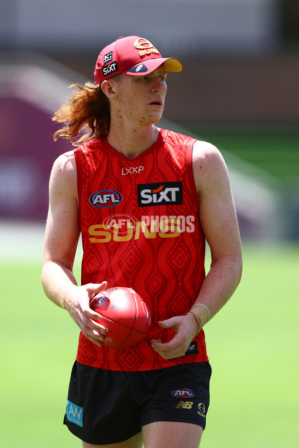 AFL 2025 Training - Gold Coast 030225 - A-56732778