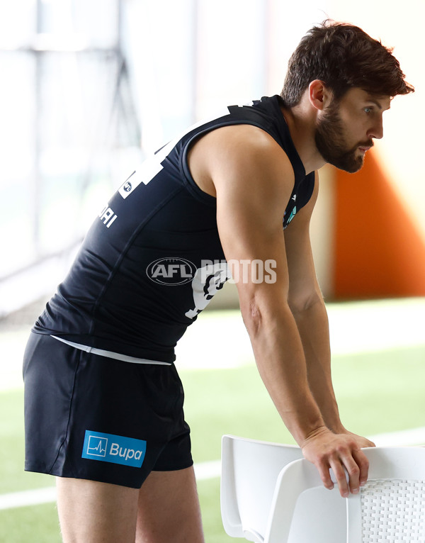AFL 2025 Media - Carlton Team Photo Day - A-57270216
