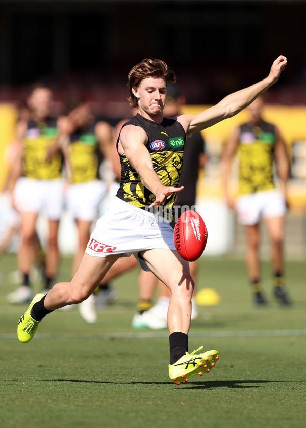 AFL 2025 Match Simulation - West Coast v Richmond - A-57508118