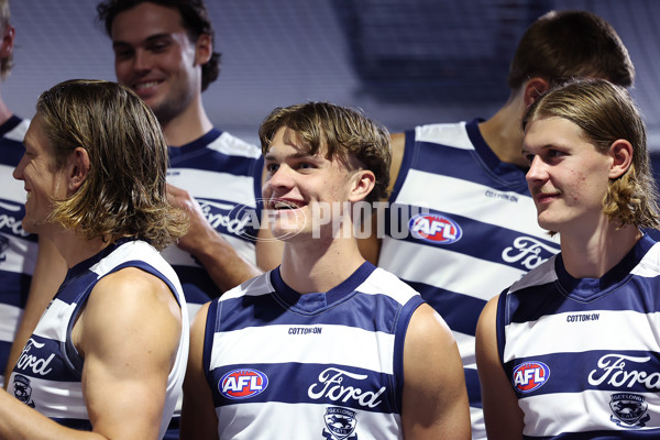 AFL 2025 Media - Geelong Team Photo Day - A-57585271