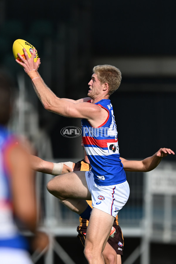 AFL 2025 AAMI Community Series - Hawthorn v Western Bulldogs - A-57607009