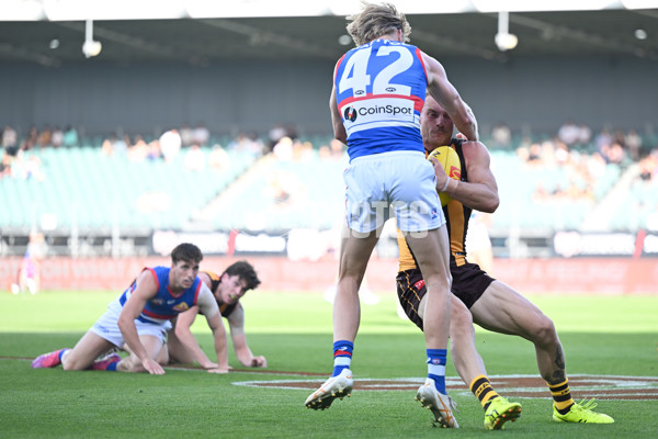 AFL 2025 AAMI Community Series - Hawthorn v Western Bulldogs - A-57607021