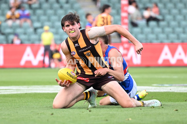 AFL 2025 AAMI Community Series - Hawthorn v Western Bulldogs - A-57607319