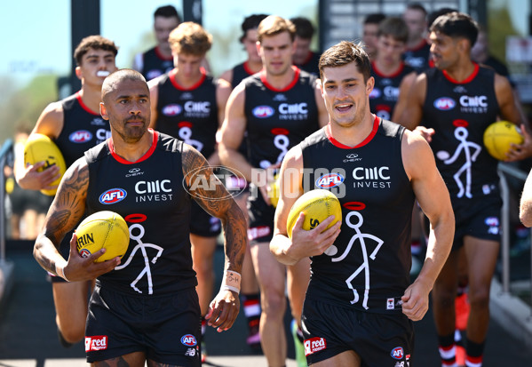 AFL 2025 AAMI Community Series - St Kilda v Port Adelaide - A-57622080