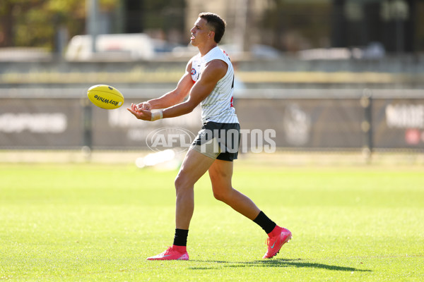 AFL 2025 Training - Collingwood 050325 - A-57666040