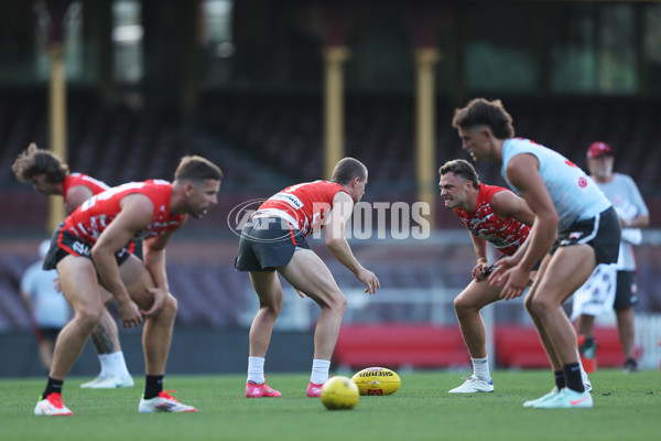 AFL 2025 Training - Sydney 050325 - A-57671151