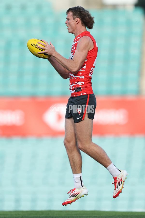AFL 2025 Training - Sydney 050325 - A-57671758