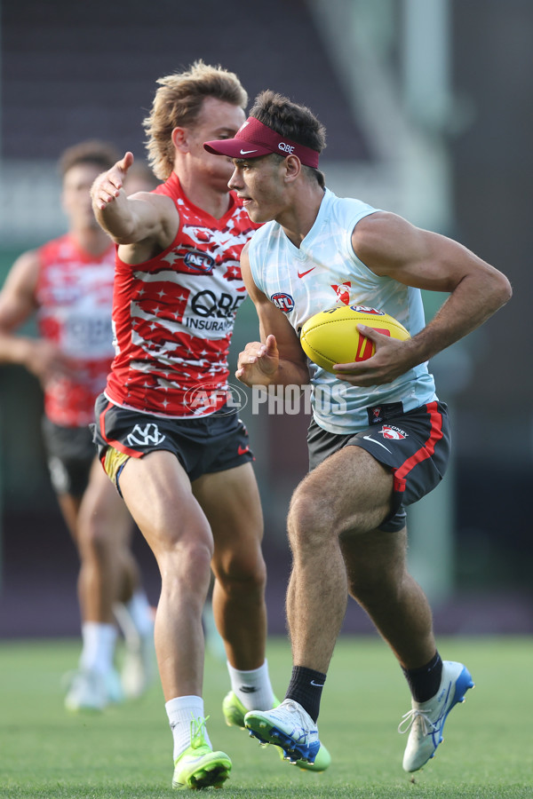 AFL 2025 Training - Sydney 050325 - A-57671774