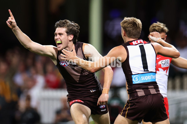 AFL 2025 Opening Round - Sydney v Hawthorn - A-57677544