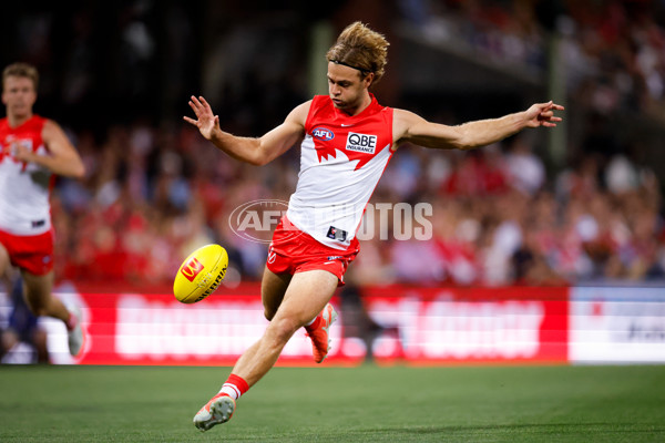 AFL 2025 Opening Round - Sydney v Hawthorn - A-57679994
