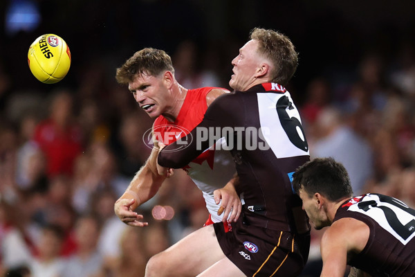AFL 2025 Opening Round - Sydney v Hawthorn - A-57680006