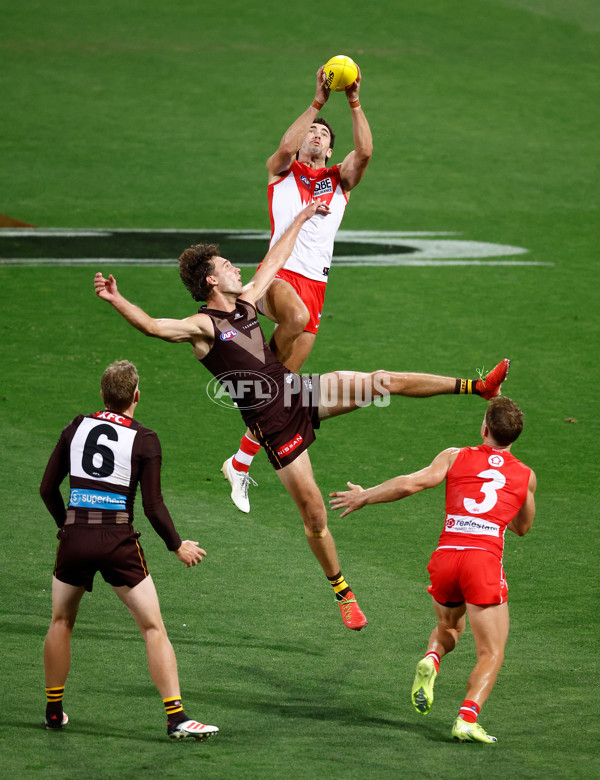 AFL 2025 Opening Round - Sydney v Hawthorn - A-57682215