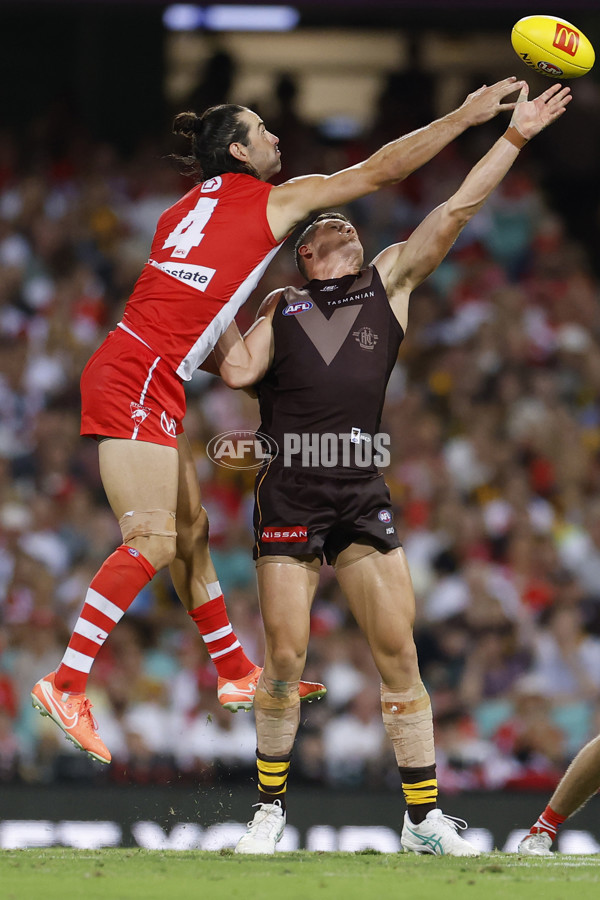 AFL 2025 Opening Round - Sydney v Hawthorn - A-57682245