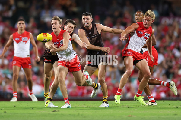 AFL 2025 Opening Round - Sydney v Hawthorn - A-57682270