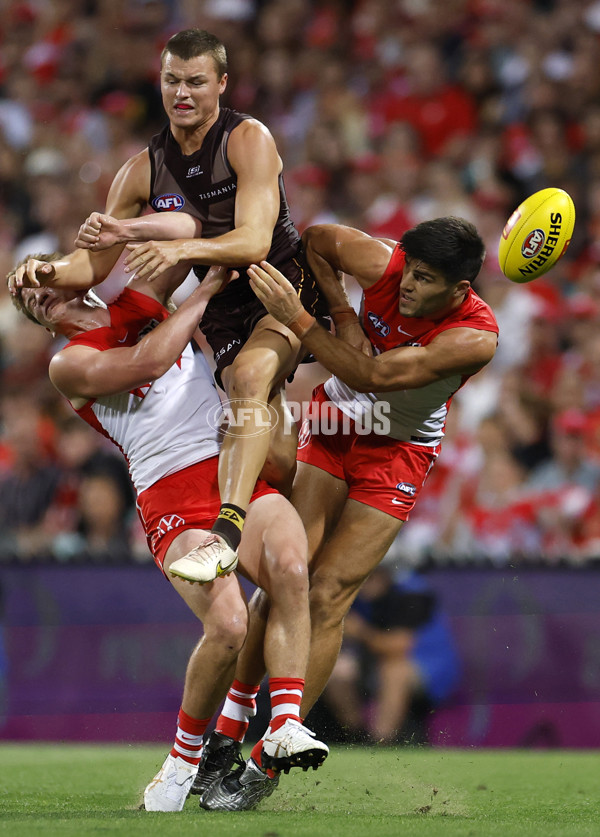 AFL 2025 Opening Round - Sydney v Hawthorn - A-57682296