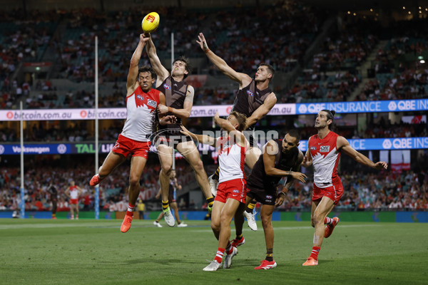 AFL 2025 Opening Round - Sydney v Hawthorn - A-57685333