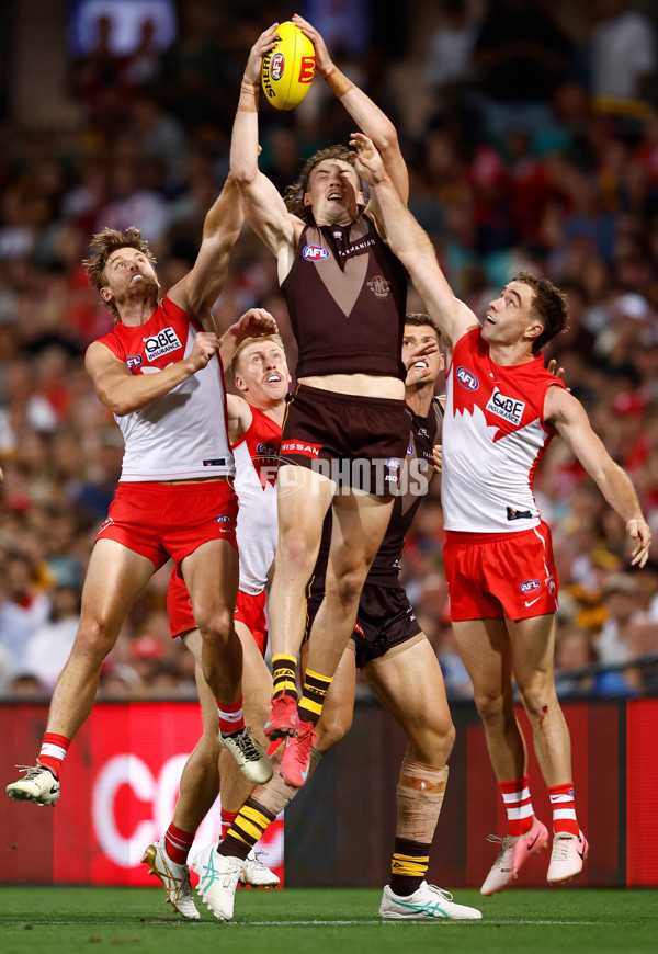 AFL 2025 Opening Round - Sydney v Hawthorn - A-57687744