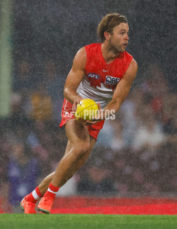 AFL 2025 Opening Round - Sydney v Hawthorn - A-57687749