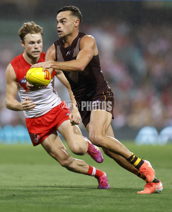 AFL 2025 Opening Round - Sydney v Hawthorn - A-57690219