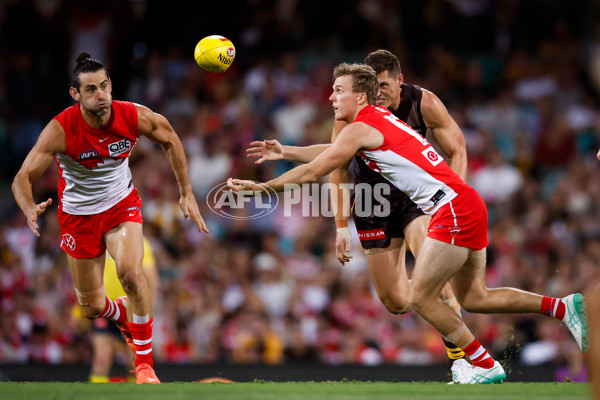 AFL 2025 Opening Round - Sydney v Hawthorn - A-57690243