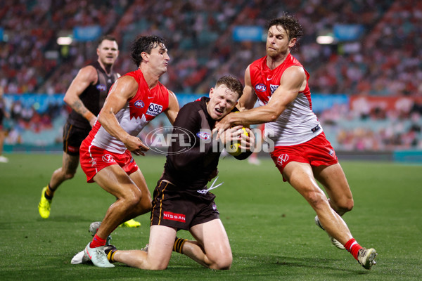 AFL 2025 Opening Round - Sydney v Hawthorn - A-57690247