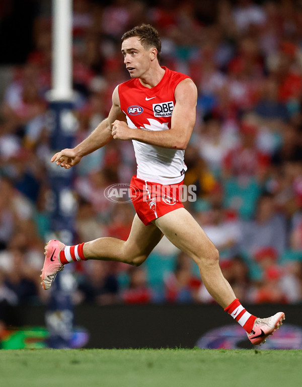 AFL 2025 Opening Round - Sydney v Hawthorn - A-57692817