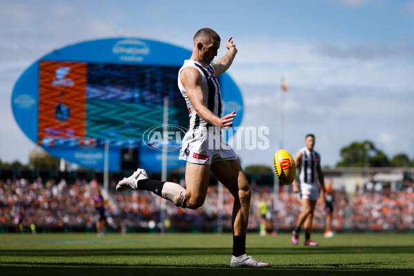 AFL 2025 Opening Round - GWS v Collingwood - A-57700836