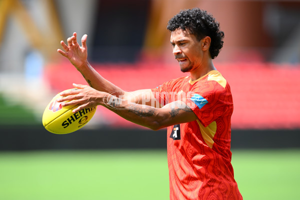 AFL 2025 Training - Gold Coast 110325 - A-57718240