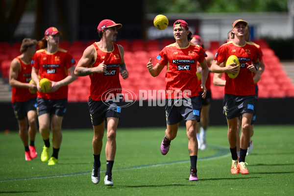 AFL 2025 Training - Gold Coast 110325 - A-57718930