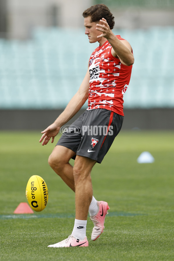 AFL 2025 Training - Sydney 110325 - A-57728900