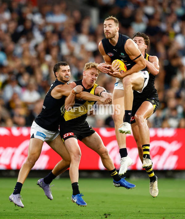 AFL 2025 Round 01 - Richmond v Carlton - A-57757558