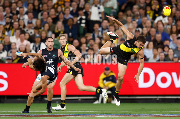 AFL 2025 Round 01 - Richmond v Carlton - A-57757640