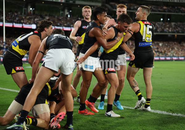 AFL 2025 Round 01 - Richmond v Carlton - A-57761886
