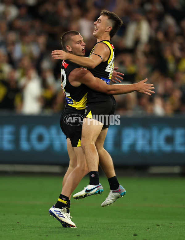 AFL 2025 Round 01 - Richmond v Carlton - A-57763170