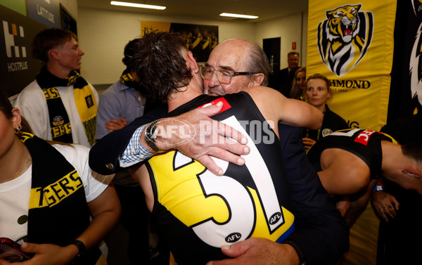AFL 2025 Round 01 - Richmond v Carlton - A-57764977