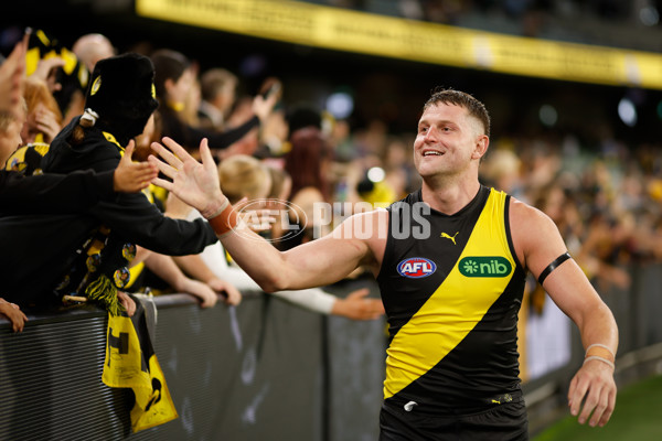 AFL 2025 Round 01 - Richmond v Carlton - A-57765010